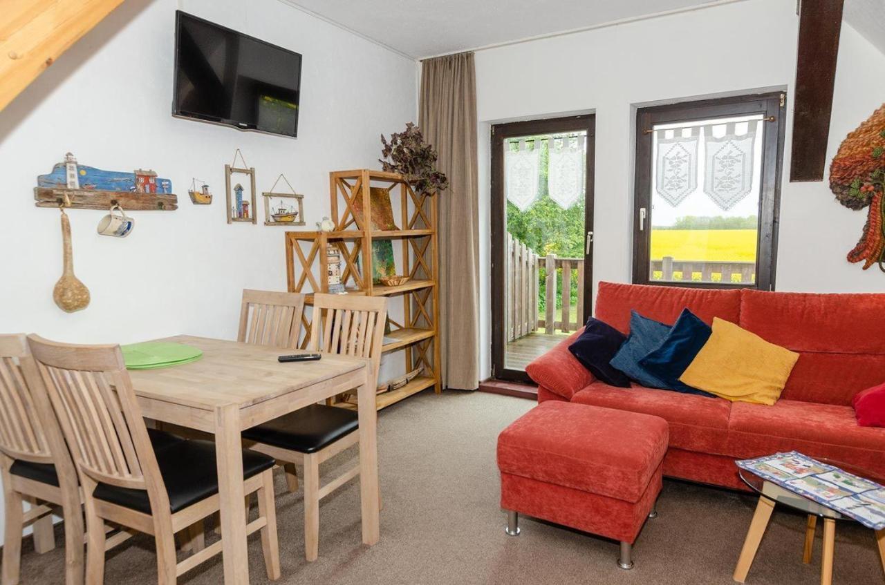 3-R-Ferienwohnung-Fuer-3-Personen-In-Schaprode-Auf-Ruegen-Zi4 Dış mekan fotoğraf