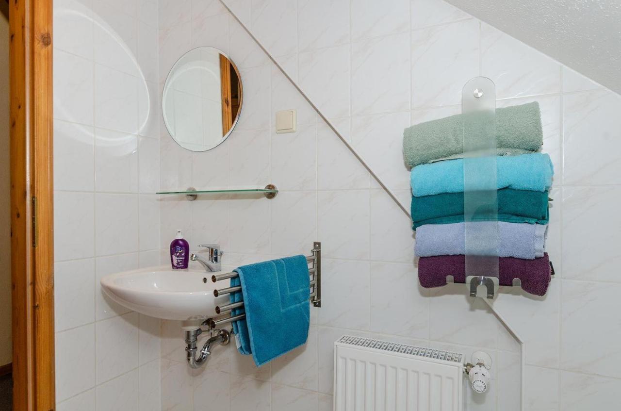 3-R-Ferienwohnung-Fuer-3-Personen-In-Schaprode-Auf-Ruegen-Zi4 Dış mekan fotoğraf